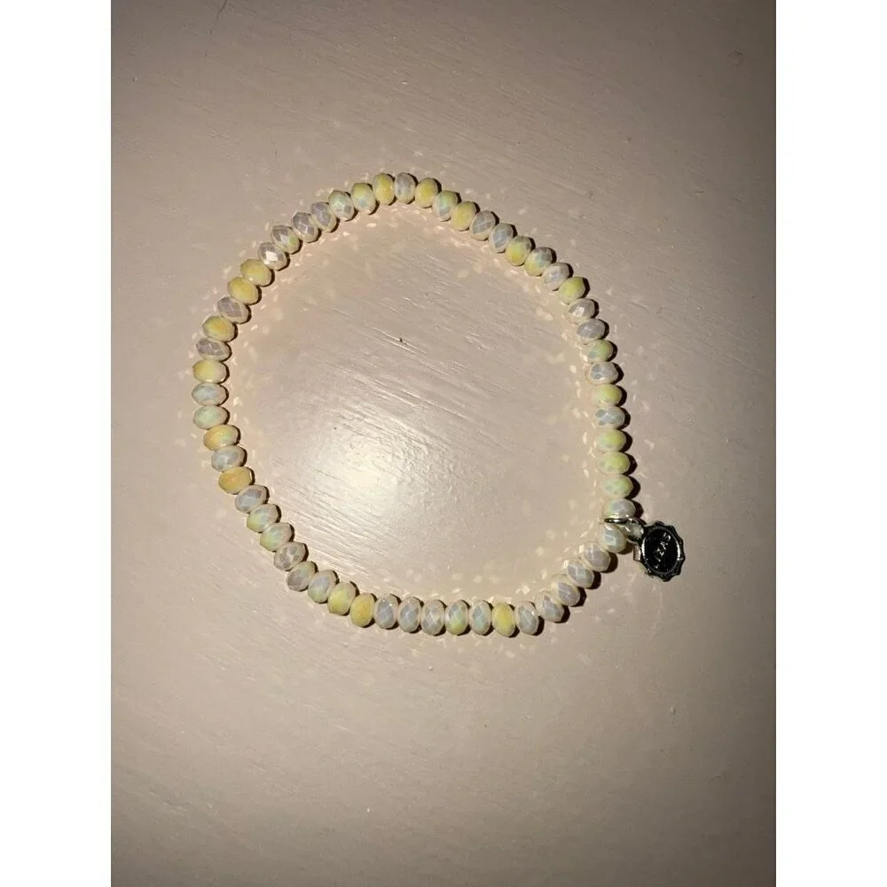 Liza’s | Cream Sparkle Beaded Bracelet